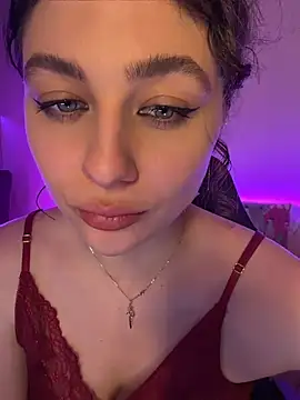 Snapshot of Your_insomniya chatting on April 2026 09:21:02 PM Your insomniya online show from April 2026 09:21:02 PM