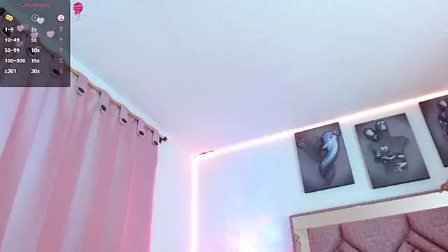 Snapshot of Angely_18 chatting on January 2025 10:58:02 PM Angely 18 online show from January 2025 10:58:02 PM