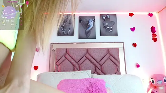 Snapshot of Angely_18 chatting on February 2025 11:19:02 PM Angely 18 online show from February 2025 11:19:02 PM