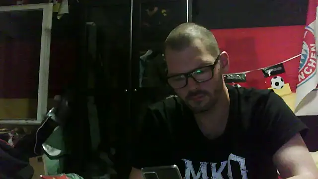 Die-geile-Sau online show from September 2025 09:15:02 PM