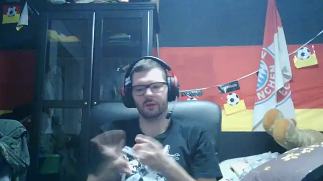 Die-geile-Sau online show from February 2026 10:32:01 PM