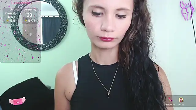 Snapshot of Sofia_Franco_ chatting on February 2025 07:11:01 PM Sofia Franco online show from February 2025 07:11:01 PM