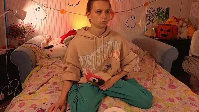 Frank Fraer online show from October 2025 08:03:02 PM