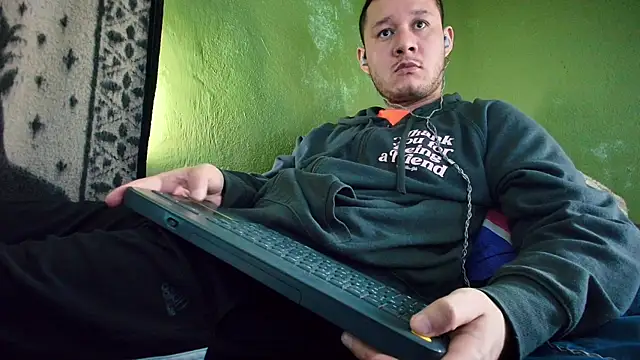 Snapshot of sweet_cock28 chatting on December 2024 04:17:01 PM sweet cock28 online show from December 2024 04:17:01 PM