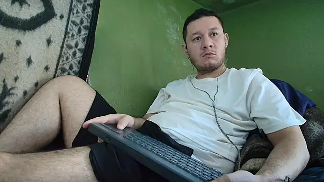 Snapshot of sweet_cock28 chatting on September 2025 03:38:01 PM sweet cock28 online show from September 2025 03:38:01 PM