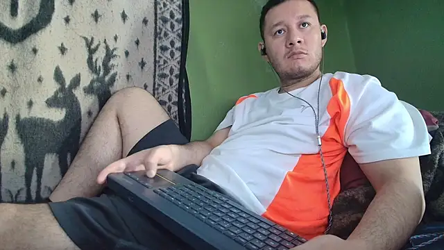 sweet cock28 online show from May 2026 03:30:01 PM
