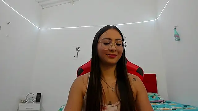 Snapshot of Sweet_Coral_ chatting on July 2026 05:58:01 AM Sweet Coral online show from July 2026 05:58:01 AM