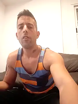 Snapshot of brutoxxx007 chatting on December 2024 05:08:01 PM brutoxxx007 online show from December 2024 05:08:01 PM