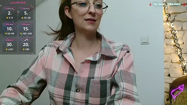 Snapshot of Beka_James chatting on March 2025 02:10:02 PM Beka James online show from March 2025 02:10:02 PM