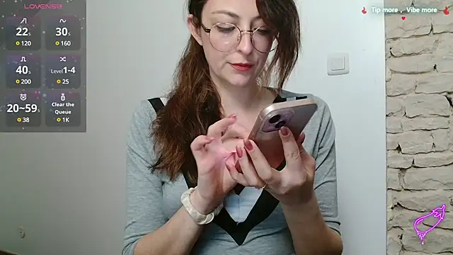 Snapshot of Beka_James chatting on March 2025 03:52:01 PM Beka James online show from March 2025 03:52:01 PM