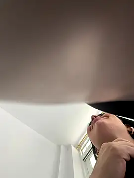 Natasha  Blue online show from December 2025 06:58:02 PM