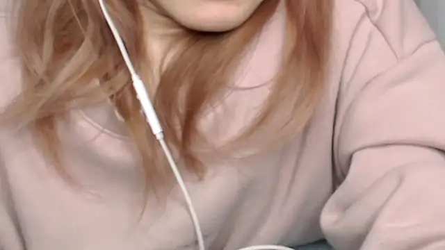 Snapshot of Mii_love07 chatting on December 2025 01:02:02 AM Mii love07 online show from December 2025 01:02:02 AM