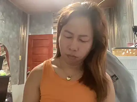 UrLove Marga online show from April 2026 10:51:01 PM