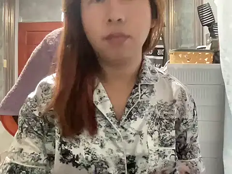 UrLove Marga online show from May 2026 10:36:01 PM