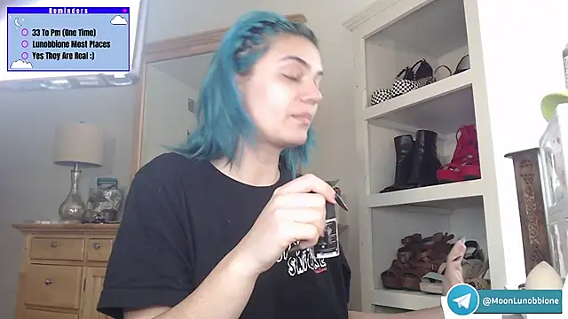 Lunobbione online show from March 2026 05:51:02 PM