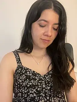 saori 10 online show from April 2026 06:33:02 AM