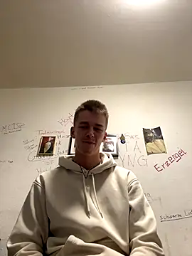 Toyjungee online show from December 2025 08:24:02 PM