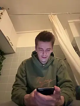 Toyjungee online show from February 2026 09:20:01 PM