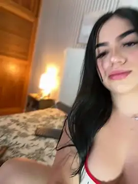 nicolette sweet  online show from May 2026 10:19:01 PM