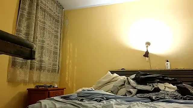 Snapshot of Carlafoxxx chatting on February 2026 04:42:01 AM Carlafoxxx online show from February 2026 04:42:01 AM