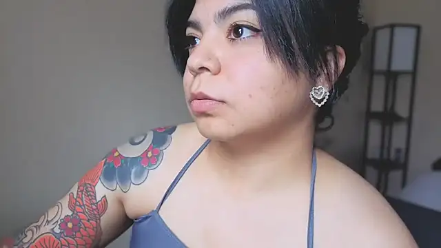 kimmiakiss22 online show from March 2025 08:00:02 PM