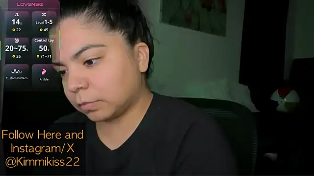 kimmiakiss22 online show from October 2025 11:41:02 PM