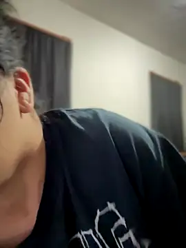 kimmiakiss22 online show from November 2025 10:43:01 PM