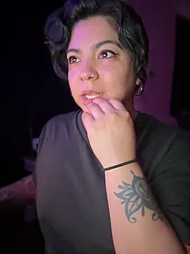 kimmiakiss22 online show from November 2025 09:41:02 PM