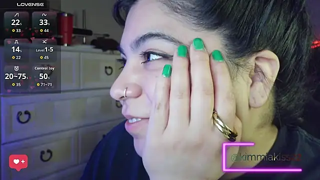 Snapshot of kimmiakiss22 chatting on March 2026 07:15:01 AM kimmiakiss22 online show from March 2026 07:15:01 AM