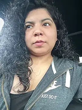 kimmiakiss22 online show from May 2026 07:31:02 PM