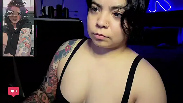 kimmiakiss22 online show from June 2026 02:02:02 AM