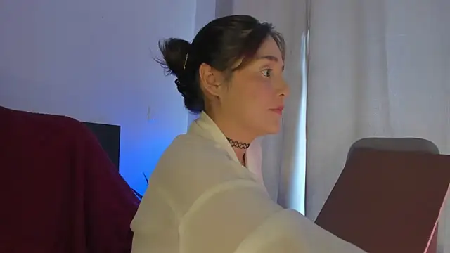 Snapshot of samantha_cherry chatting on February 2025 07:47:02 PM samantha cherry online show from February 2025 07:47:02 PM