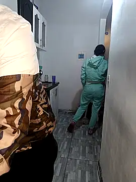 catire2323 online show from September 2025 01:58:02 PM