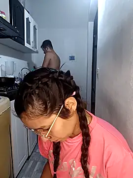 catire2323 online show from October 2025 01:11:01 AM