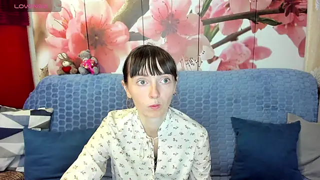 TayanaJons online show from May 2026 07:05:01 AM