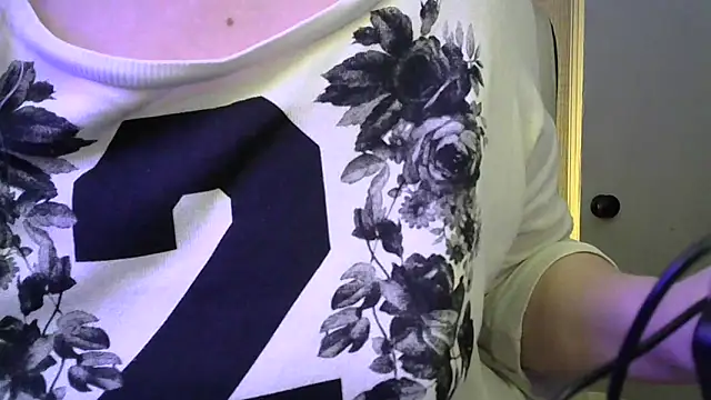 JLA kiss online show from April 2026 02:58:01 PM