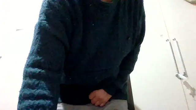 asira39 online show from December 2025 12:42:01 AM