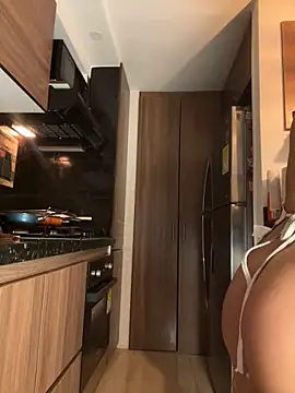 crystal bunny7 online show from February 2025 05:25:01 AM