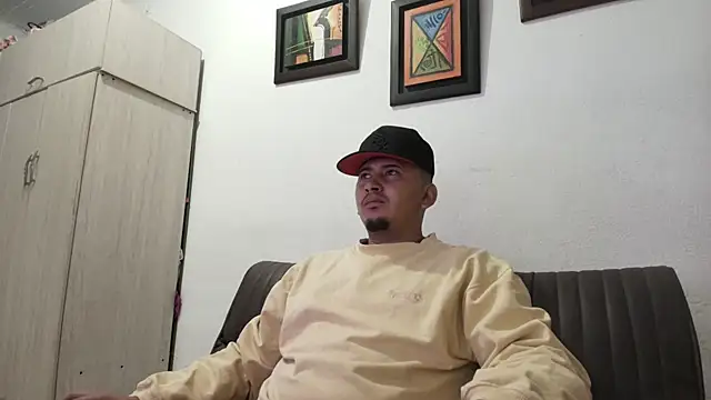 Snapshot of myke_andrade chatting on September 2025 06:13:01 AM myke andrade online show from September 2025 06:13:01 AM