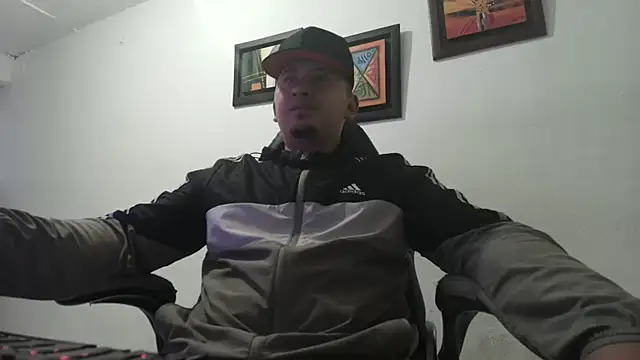 Snapshot of myke_andrade chatting on September 2025 10:50:01 AM myke andrade online show from September 2025 10:50:01 AM