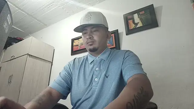 Snapshot of myke_andrade chatting on October 2025 11:03:02 PM myke andrade online show from October 2025 11:03:02 PM