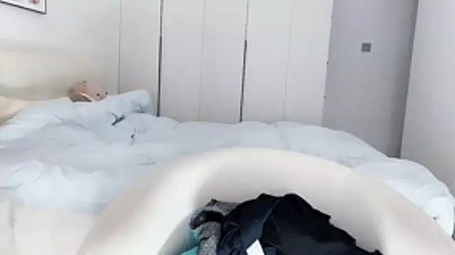 Snapshot of MIa59 chatting on December 2025 01:11:01 AM MIa59 online show from December 2025 01:11:01 AM