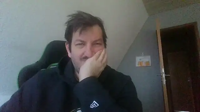 Golffahrer1982 online show from November 2025 10:04:02 AM