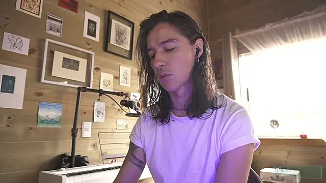 Antinoo Gnothi online show from March 2025 04:24:01 PM