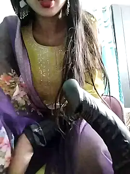 Snapshot of Noor_Darliing chatting on January 2025 06:10:01 PM Noor Darliing online show from January 2025 06:10:01 PM