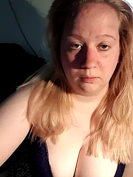 Snapshot of D_Marinna chatting on March 2026 02:32:02 PM D Marinna online show from March 2026 02:32:02 PM