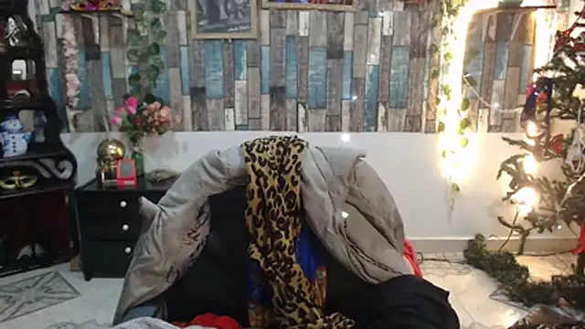 KarimaSarabe online show from December 2025 08:49:02 PM