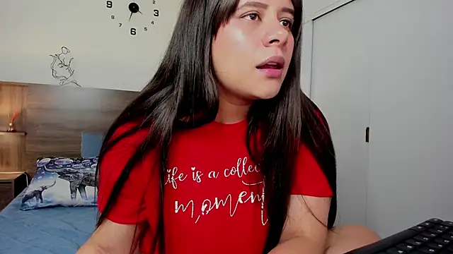 emily adams01 online show from March 2026 09:29:02 PM