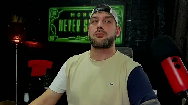 LexXHardy online show from February 2025 03:05:02 PM