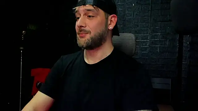 LexXHardy online show from March 2025 09:15:02 PM